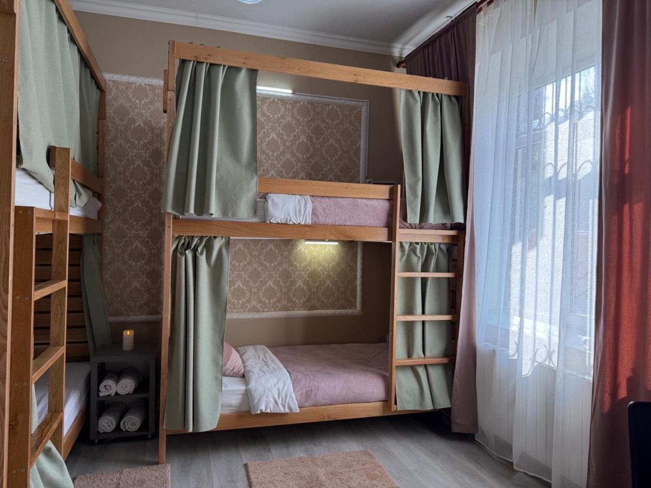 Buddha Hostel Bodoni Chişinău Eksteriør billede